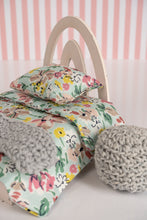Load image into Gallery viewer, Rainbow Bed