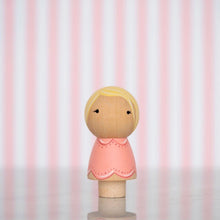 Load image into Gallery viewer, Kokeshi Friendship Doll - Elle