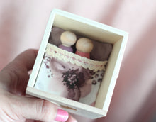 Load image into Gallery viewer, Valentine in a Box