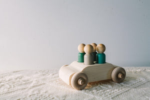 On The Go Car + Peg Doll Playset SHIPS IN 2022